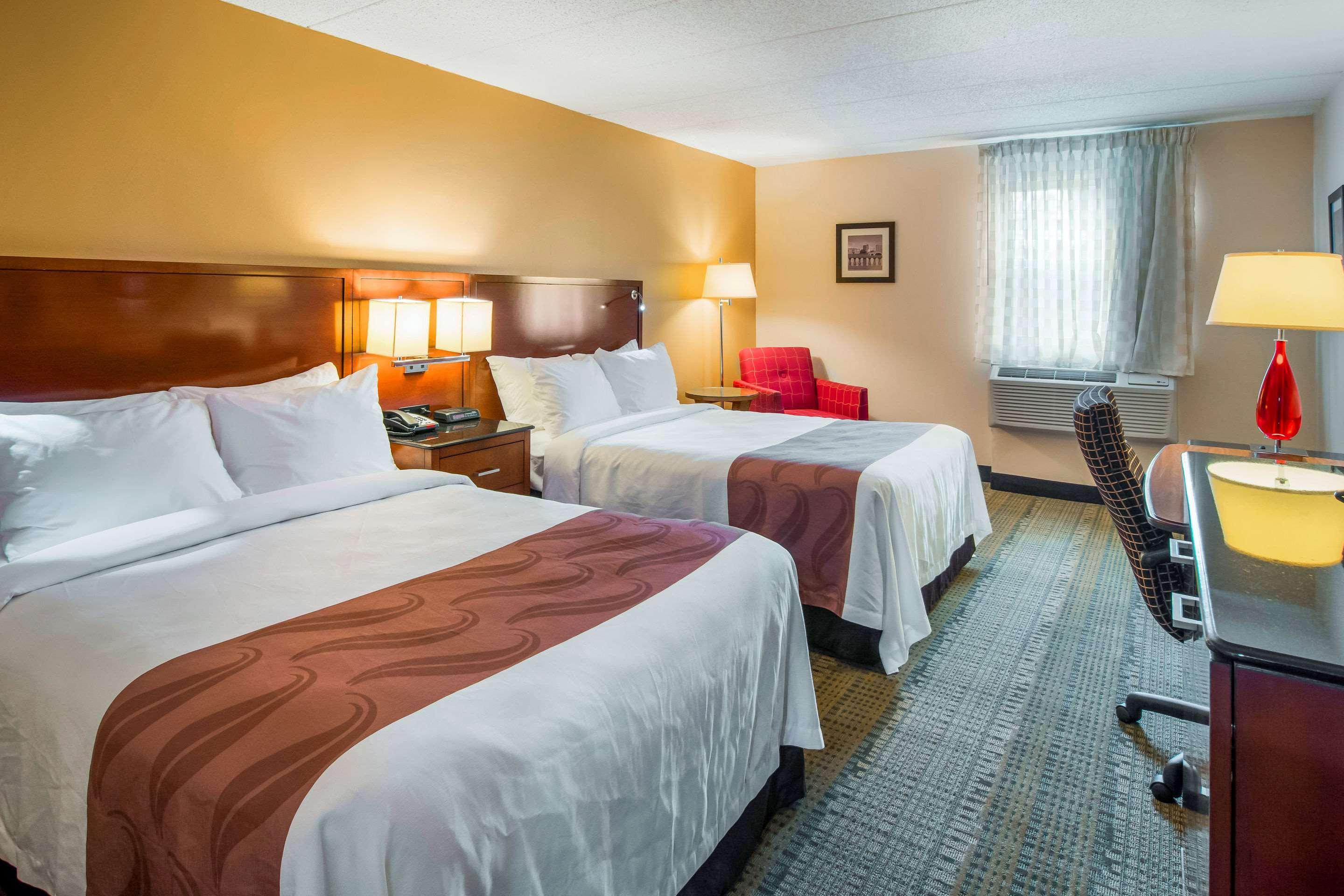 Quality Inn & Suites Virginia Bagian luar foto