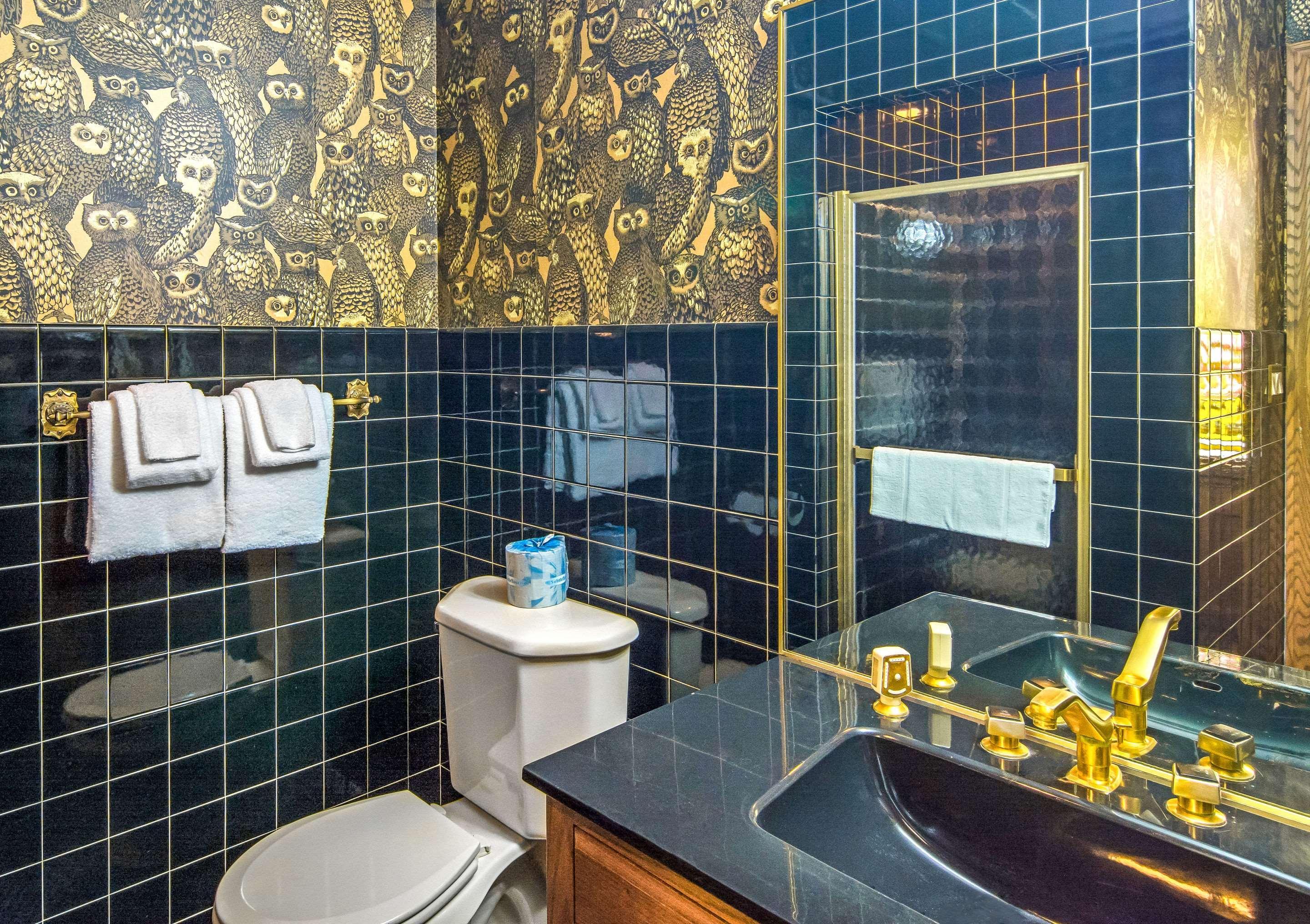 Quality Inn & Suites Virginia Bagian luar foto