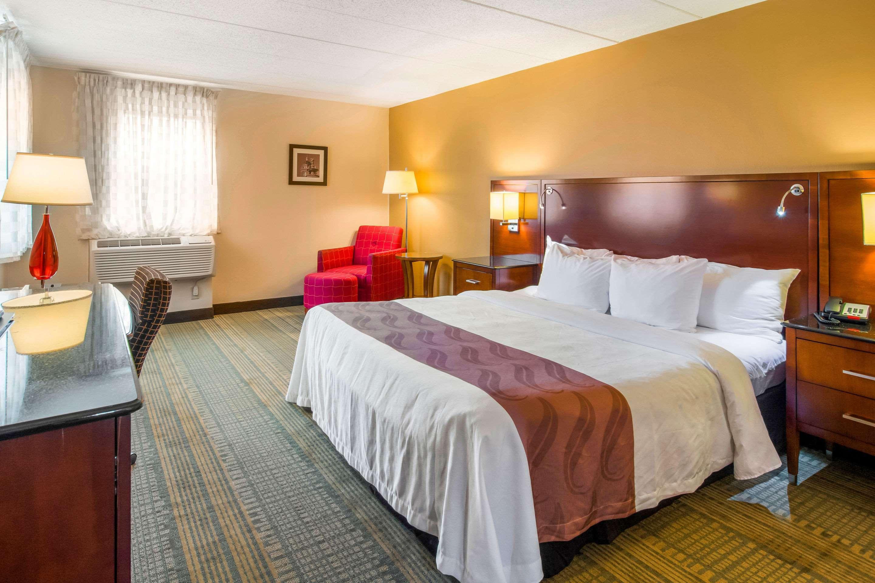 Quality Inn & Suites Virginia Bagian luar foto